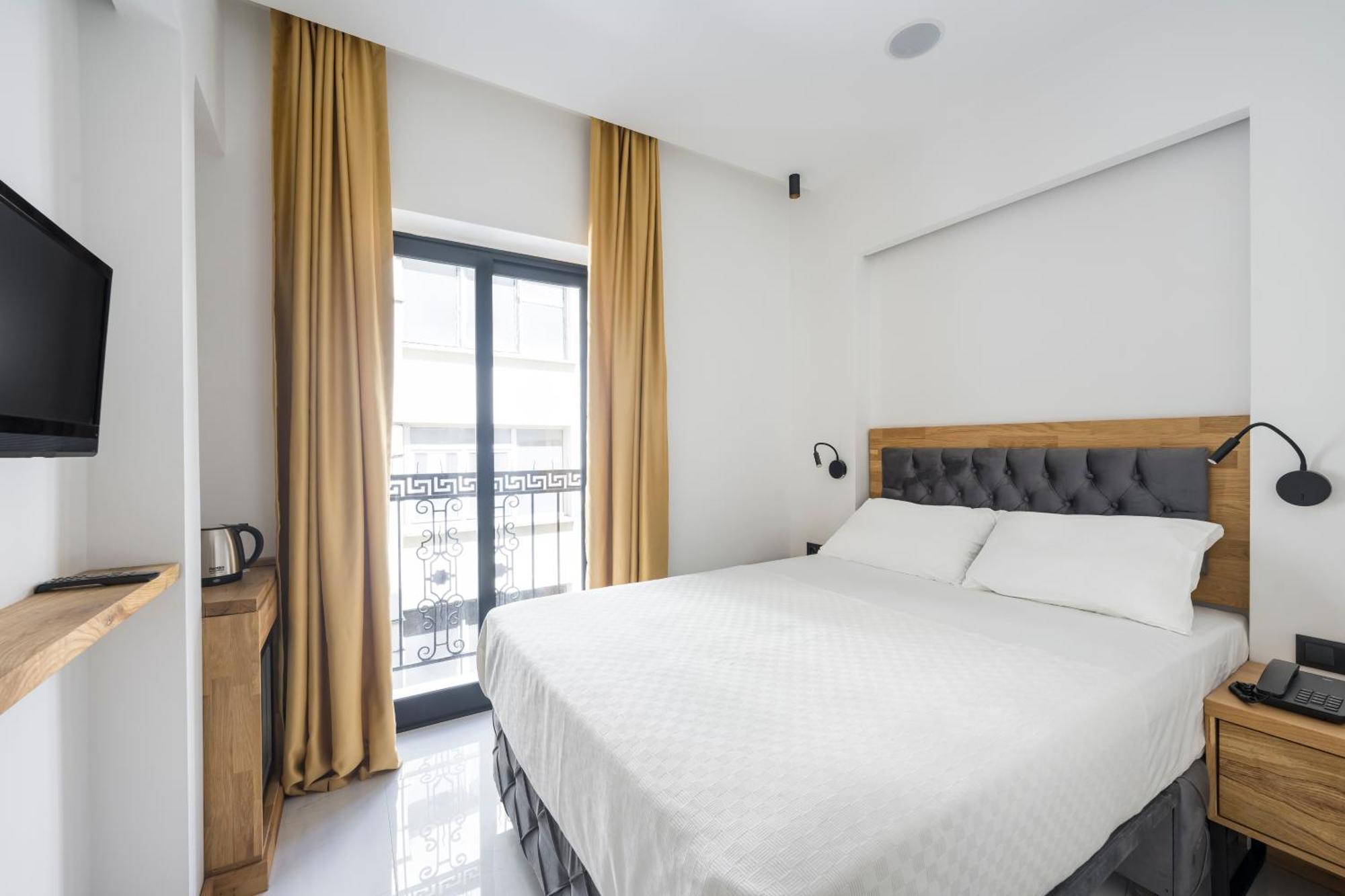 Uk Hotel Istanbul Eksteriør billede
